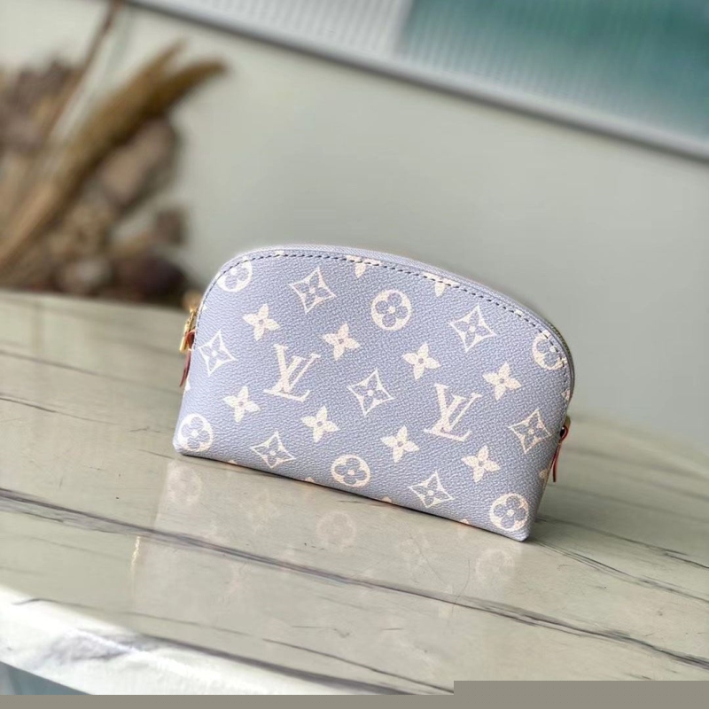 LV Clutch Bags